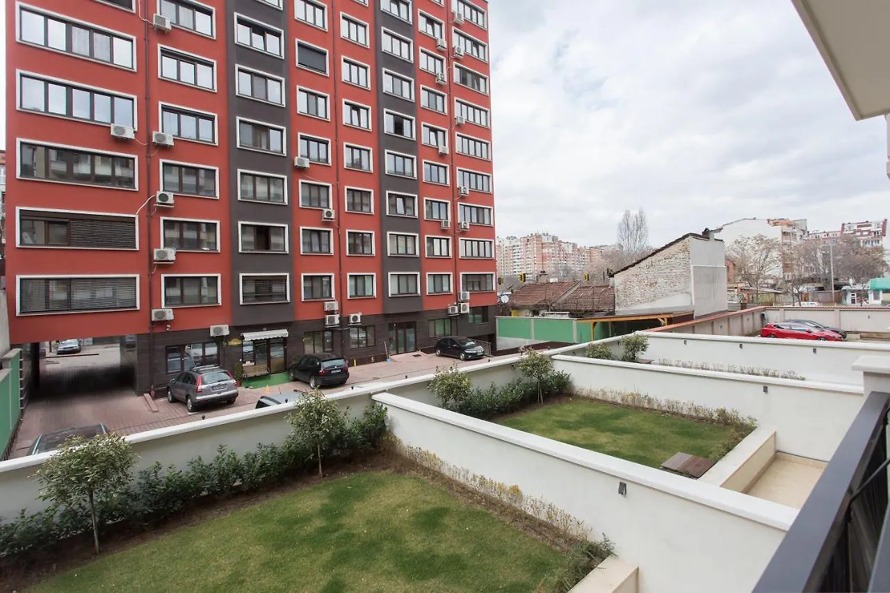 Aparthotel Modern And Bright Apartments Near Center - Free Parking Sofia