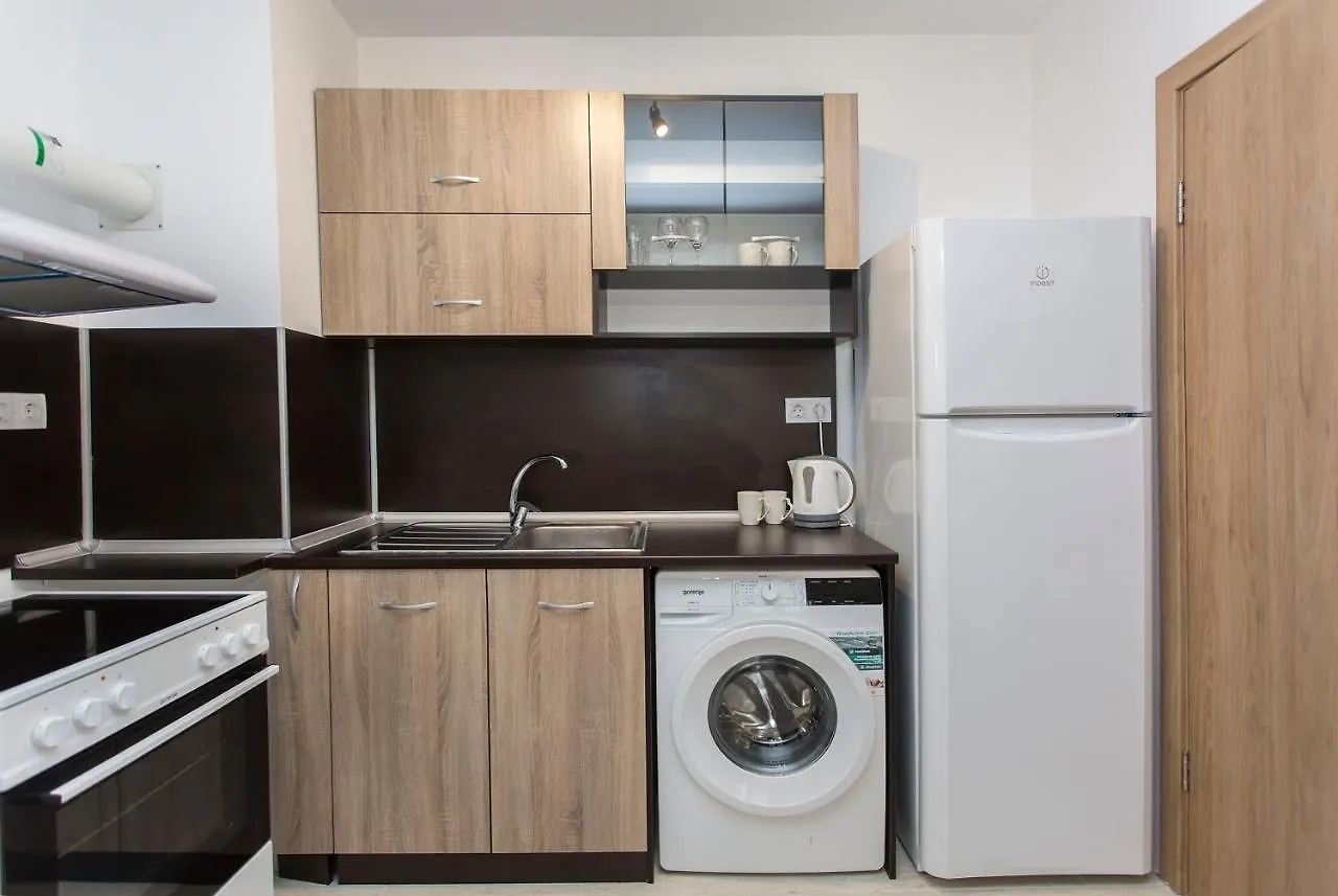 Modern And Bright Apartments Near Center - Free Parking Sofia Aparthotel
