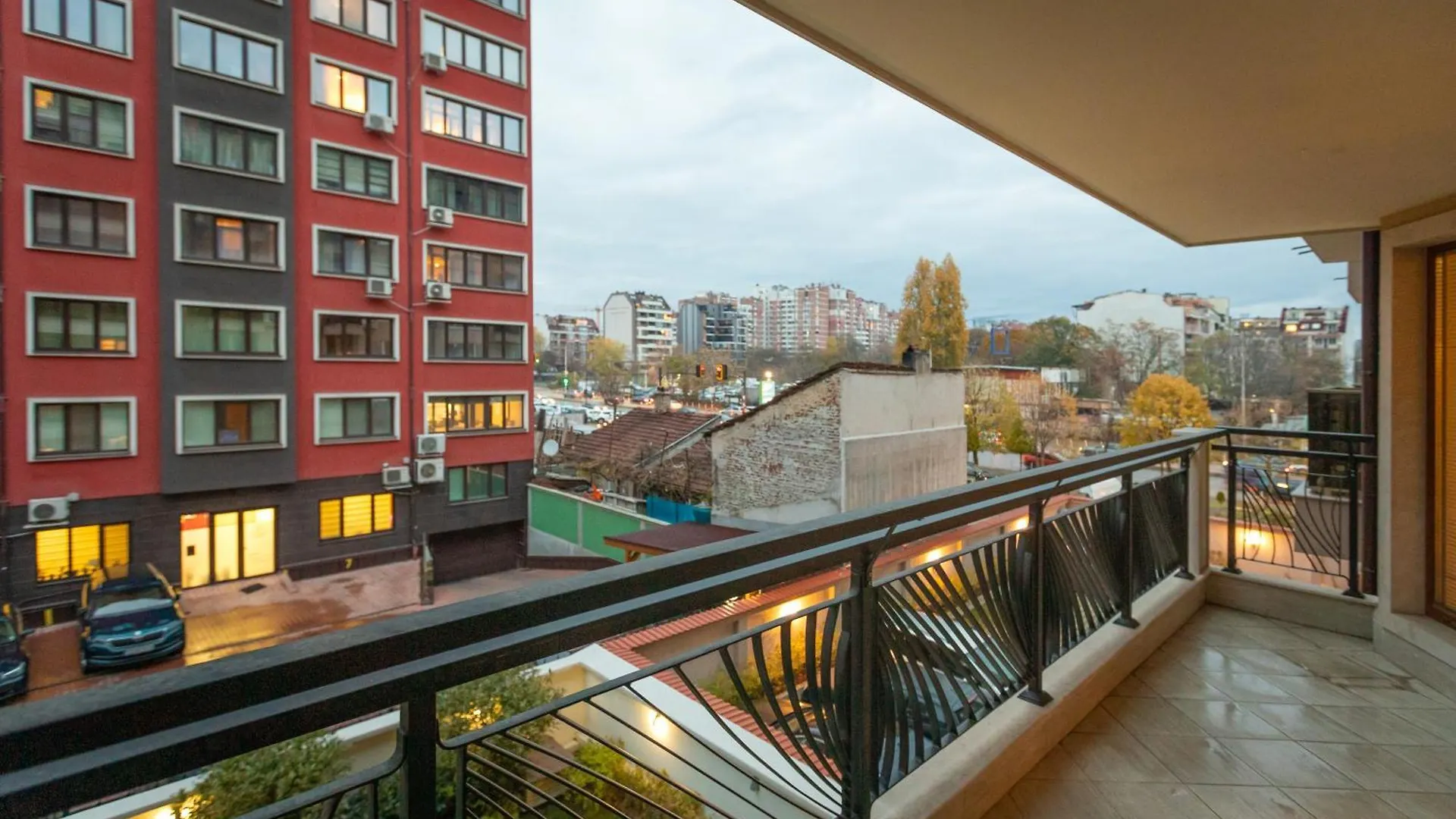 Modern And Bright Apartments Near Center - Free Parking Sofia Bulgaria
