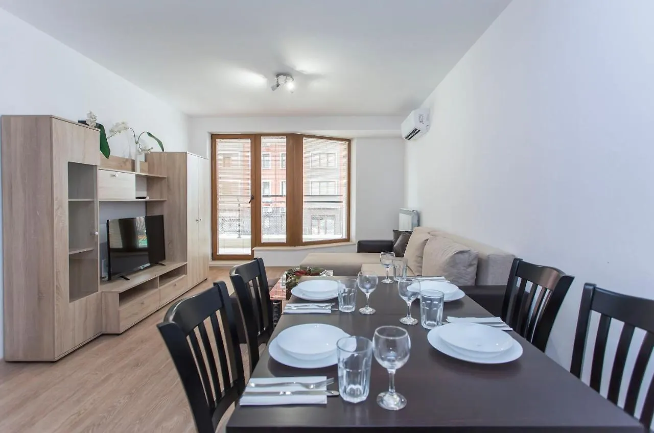 Modern And Bright Apartments Near Center - Free Parking Szófia